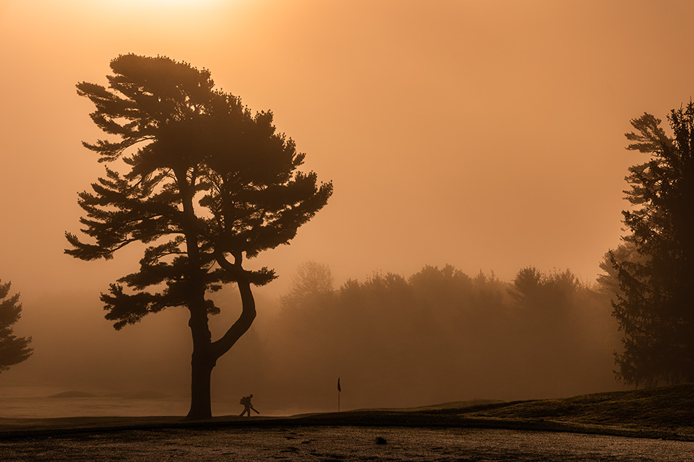 I love staying somewhere not far from potential photo locations during my photo trips. There's no need to wake up at 4 a.m. Instead, I can enjoy my sweet slumber until 4:30 a.m.